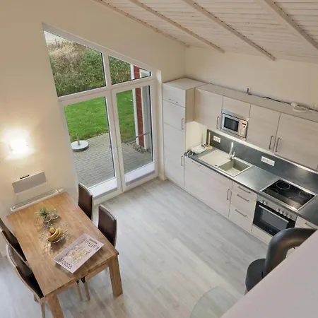 2 Bedroom Amazing Home In Dagebuell *