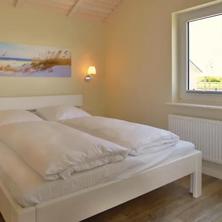 2 Bedroom Amazing Home In Dagebuell
